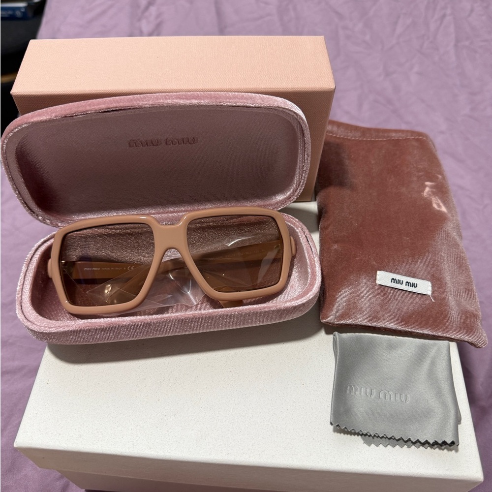 Miu Miu Tan Sunglasses with Pink Case
